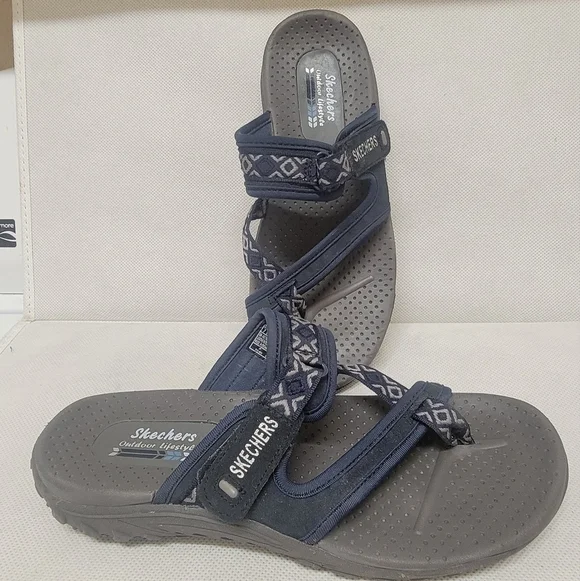 SKECHERS NAVY OUTDOOR LIFESTYLE SANDALS (sz 7) - Picture 2 of 5
